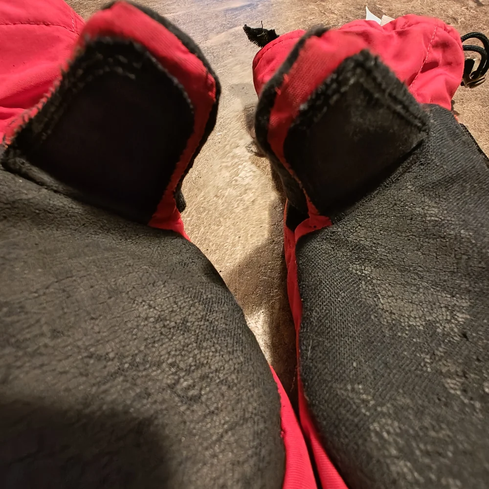 Lands' End Red and Black Kids Mittens